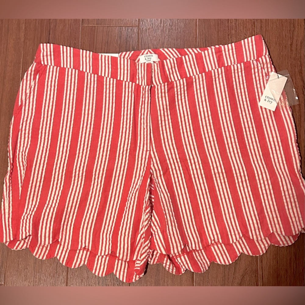 Crown & Ivy  Curvy Shorts Size 16w Pink with White Stripes and Scalloped Hemline